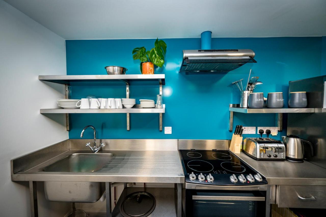 Loch Ness Bunk Inn Drumnadrochit Ngoại thất bức ảnh