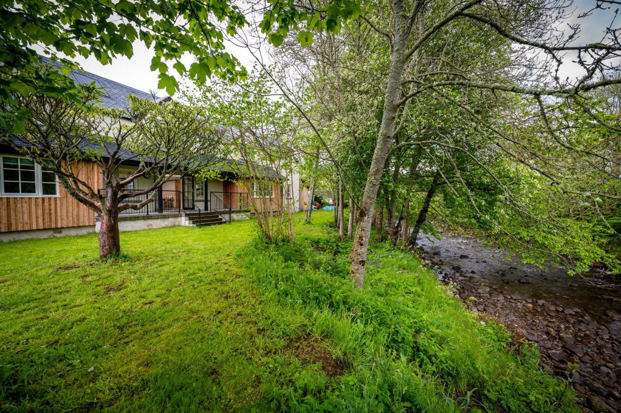 Loch Ness Bunk Inn Drumnadrochit Ngoại thất bức ảnh